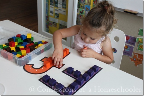 Teeny Tot preschool color block activity