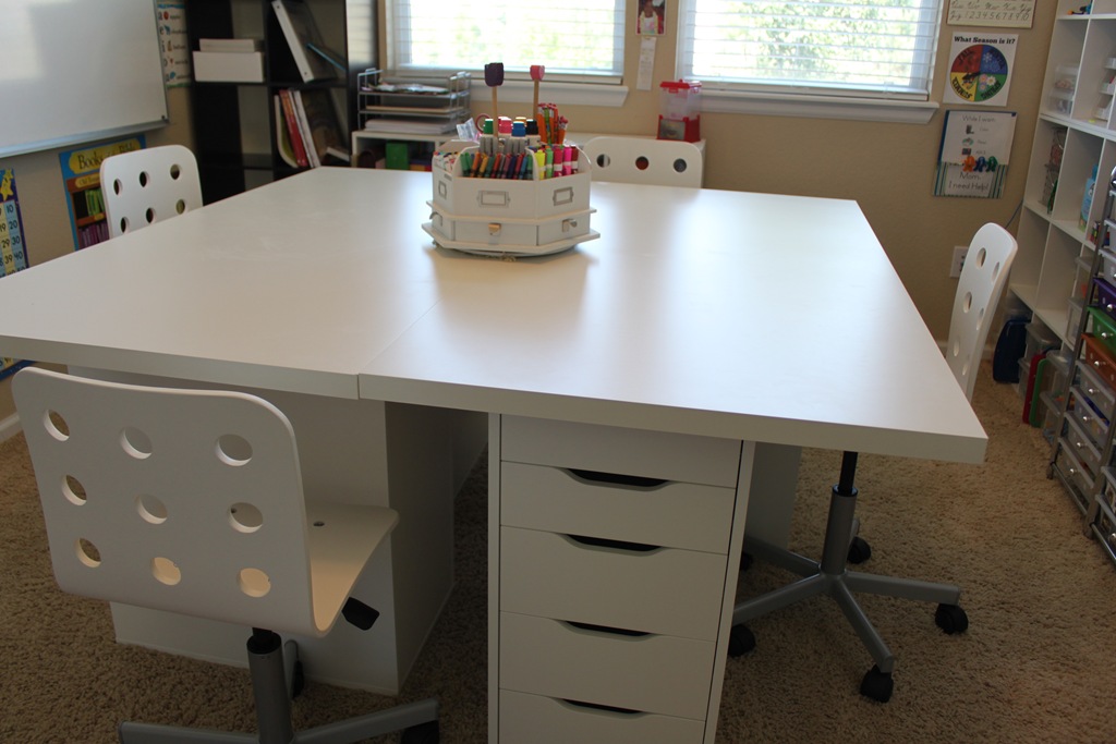 Kids Homeschool / Room Desk Idea — A L A N A . D A W N