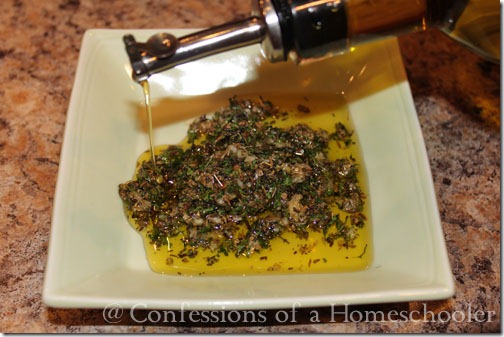 Easy Carrabba's Bread Dipping Oil + VIDEO (Made 100k+ Times!)