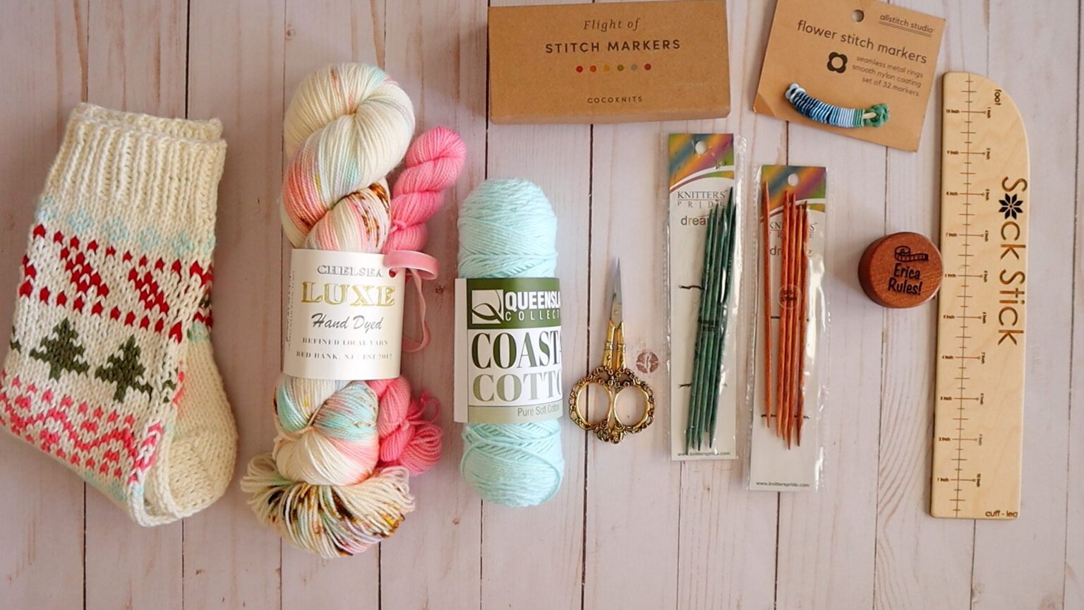 Erica's Easy Knit Sock Tutorial (Beginner Friendly!) - Confessions of a ...